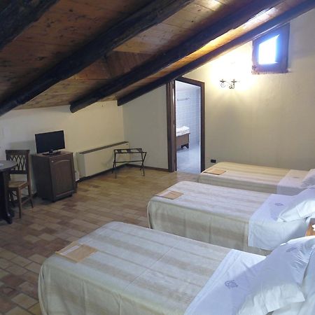 Castello Di Altomonte Otel Dış mekan fotoğraf